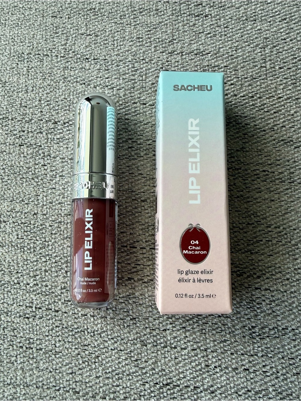 Sacheu Lip Glaze Elixir 3-in-1 Balm + Oil + Gloss in Chai Macaron